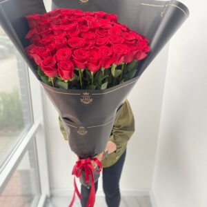 Букет из 51 Метровой Красной Розы