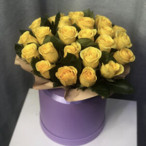 Букет из 25 Желтых Роз в Коробке